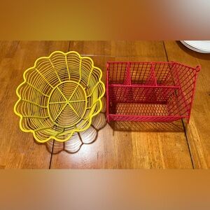 Fruit bowl and utensil caddy